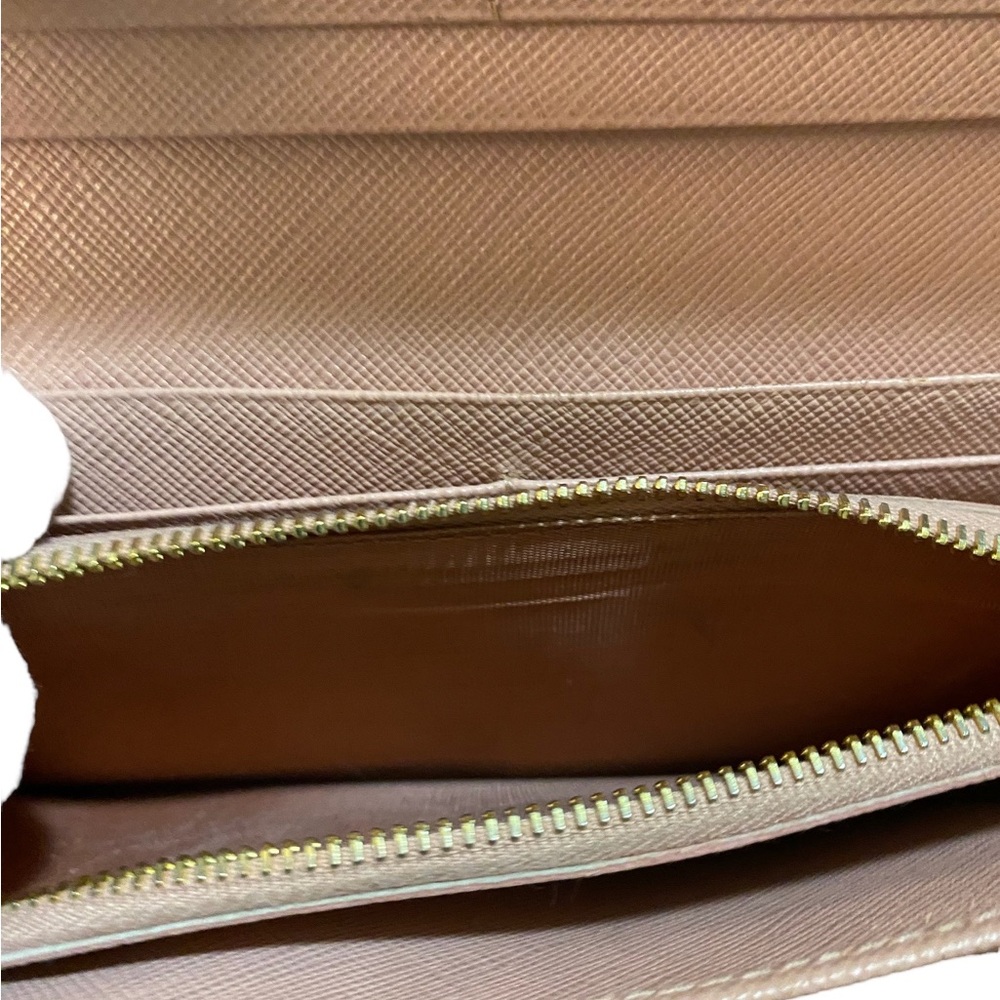 🔴🔴Prada Saffiano Light Pink Leather double snap Long Wallet/Clutch - Picture 8 of 11